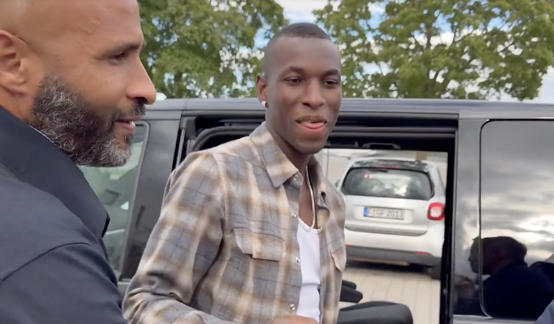 亚博体育官网-天空：切尔西高层与马雷斯卡赛后讨论后决定取消雅克松交易