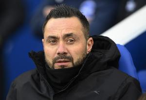 亚博游戏官网-罗滕&amp;杜加里谈德泽尔比：他看起来无计可施 不认为他下赛季会留队